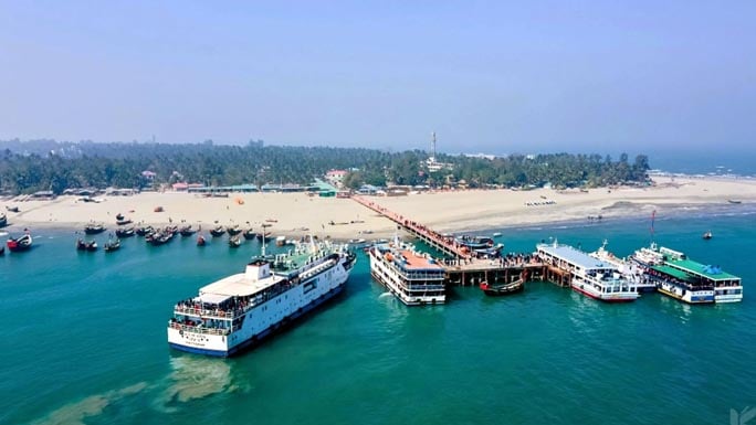 দুই মাসের আয়ে চলতে হবে ৯ মাস