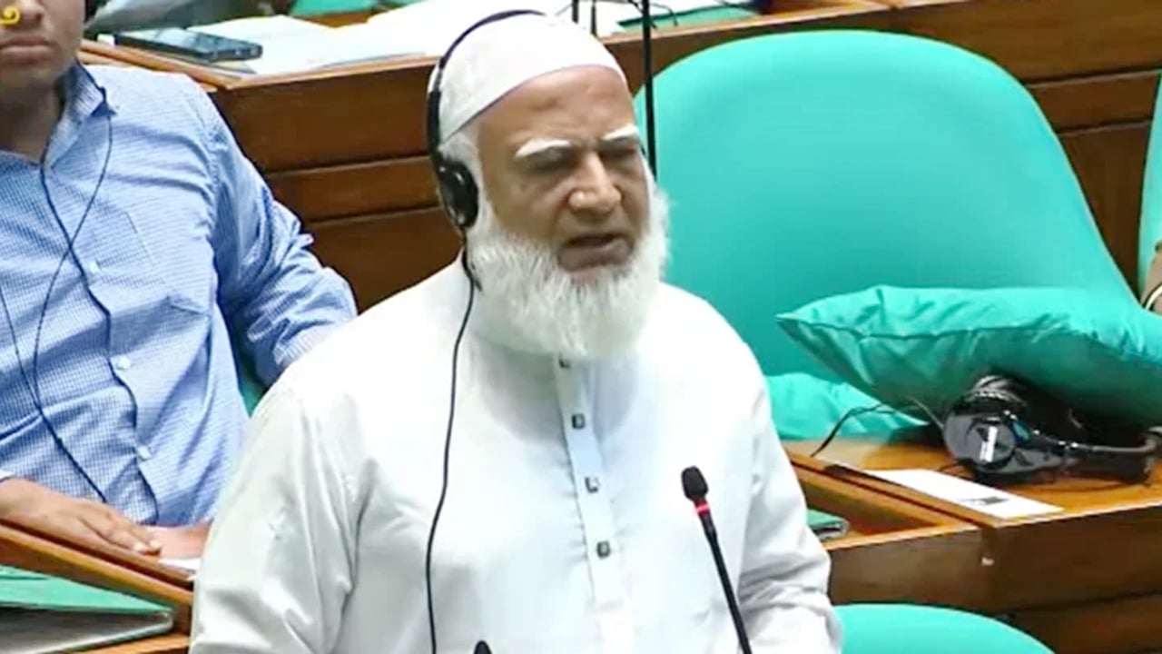 ‘স্বরাষ্ট্রমন্ত্রী সংসদে তুচ্ছ-তাচ্ছিল্য করেন, আমরা তার ছাত্র হওয়ার জন্য আসিনি’