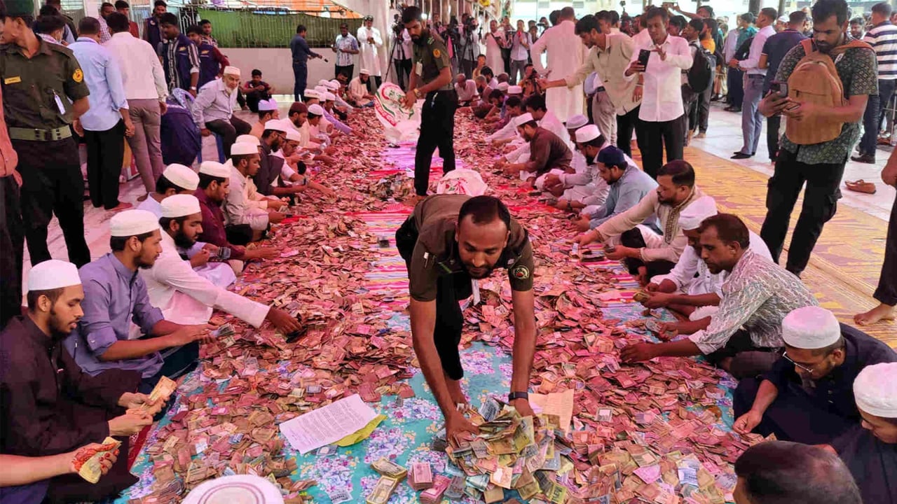 শাহজালাল মাজারের দানবাক্সে ৪৭ লাখ টাকা, ছাগল ৬৫