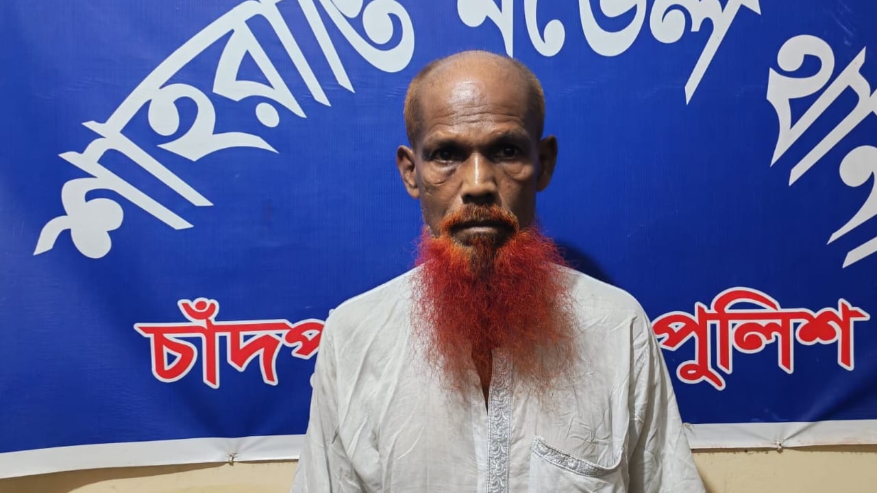 ১৮ মামলার আসামি ‘সাদা আনোয়ার’ গাঁজাসহ গ্রেপ্তার