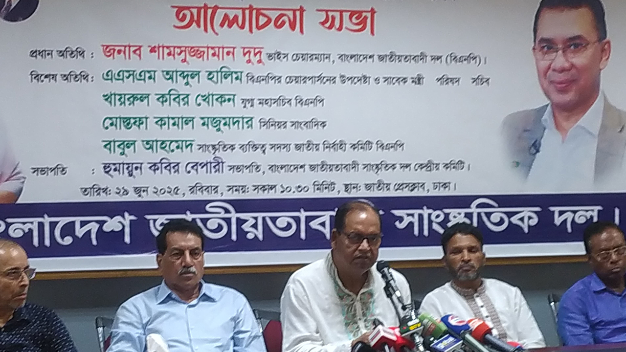 ফেব্রুয়ারিতে নির্বাচন হলে গণতন্ত্র রক্ষা পাবে: দুদু