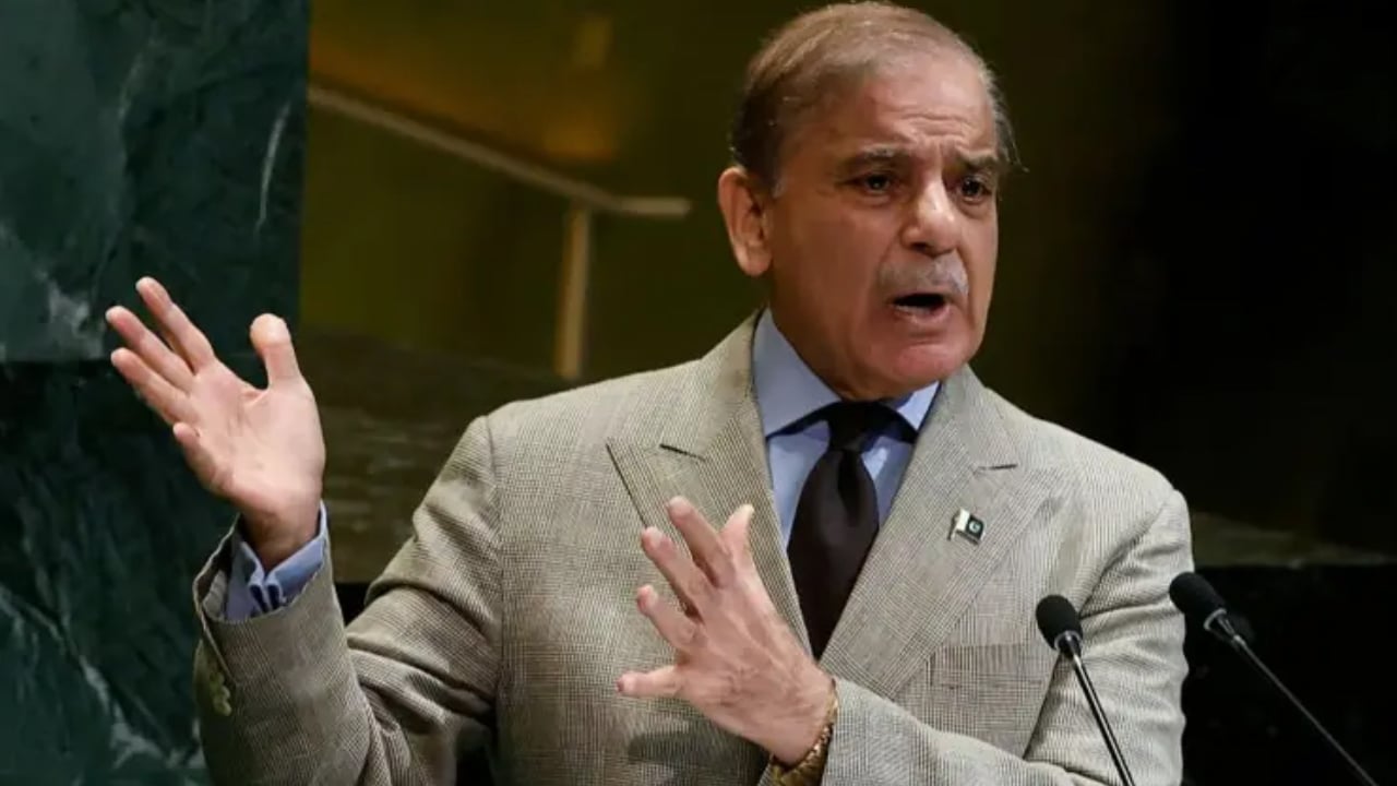 শক্তভাবে প্রতিটি আগ্রাসনের জবাব দেওয়া হবে: পাকিস্তানি প্রধানমন্ত্রী