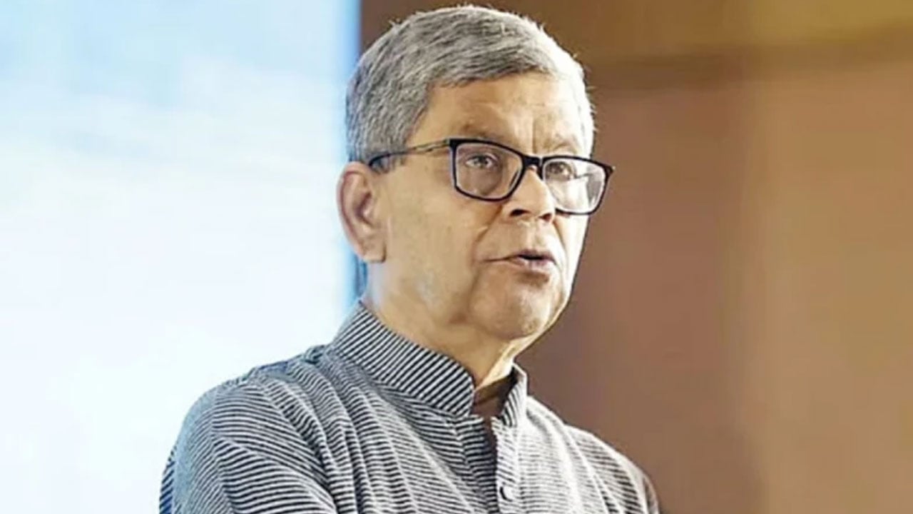 লতিফ সিদ্দিকী যে মামলায় জামিনে সেই মামলায় গ্রেপ্তার সাংবাদিক শওকত মাহমুদ