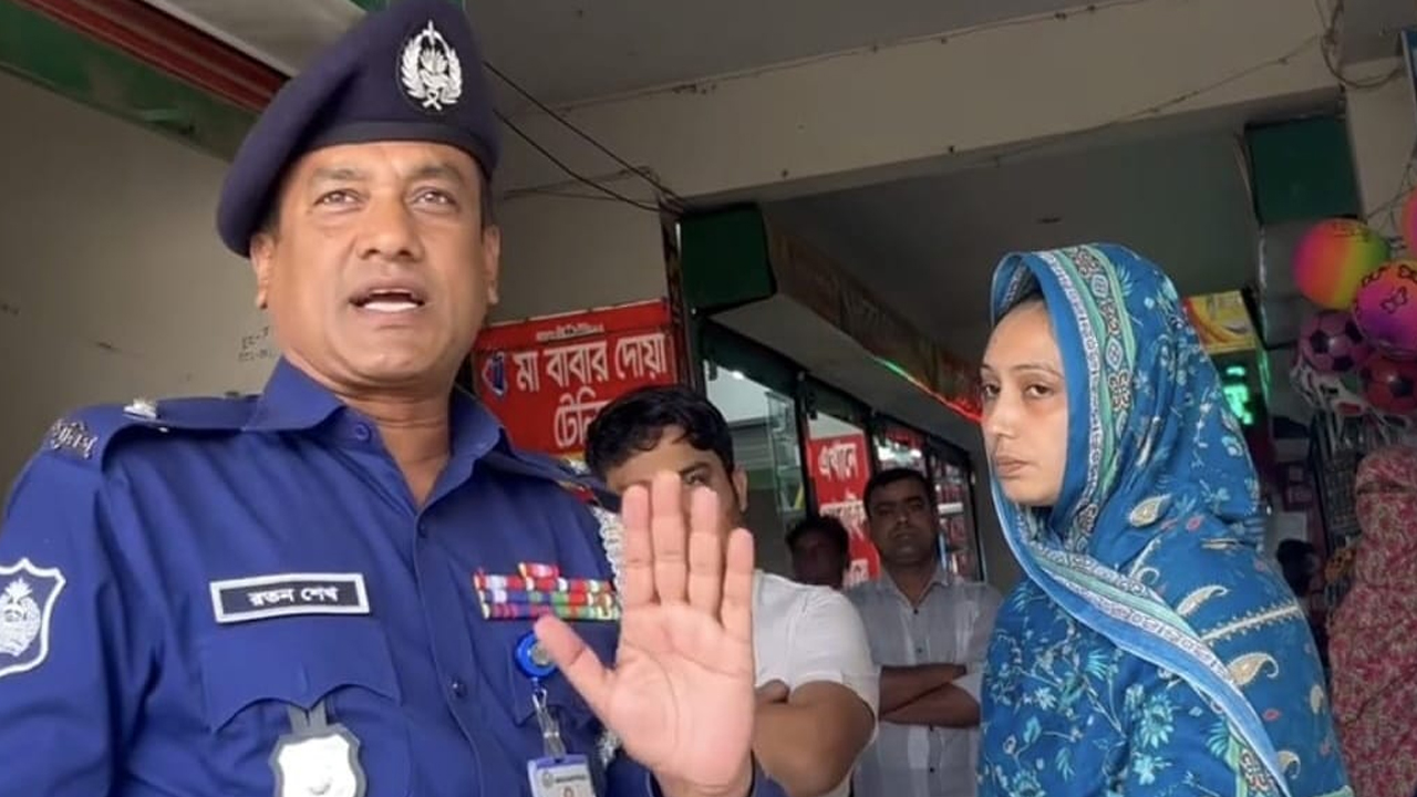 শয়তানের নিঃশ্বাসে ৩ লাখ টাকা খোয়ালেন গৃহবধূ