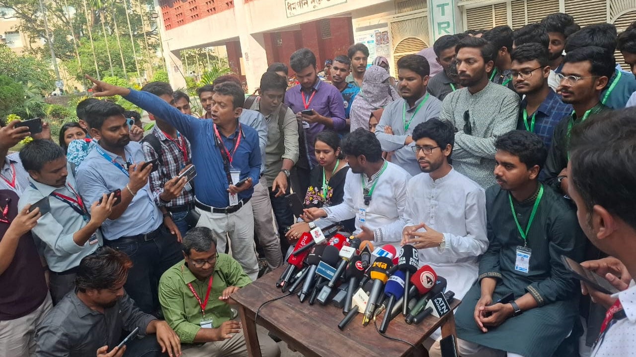 রাকসু নির্বাচনে ছাত্রদলের বিরুদ্ধে বহিরাগত আনার অভিযোগ