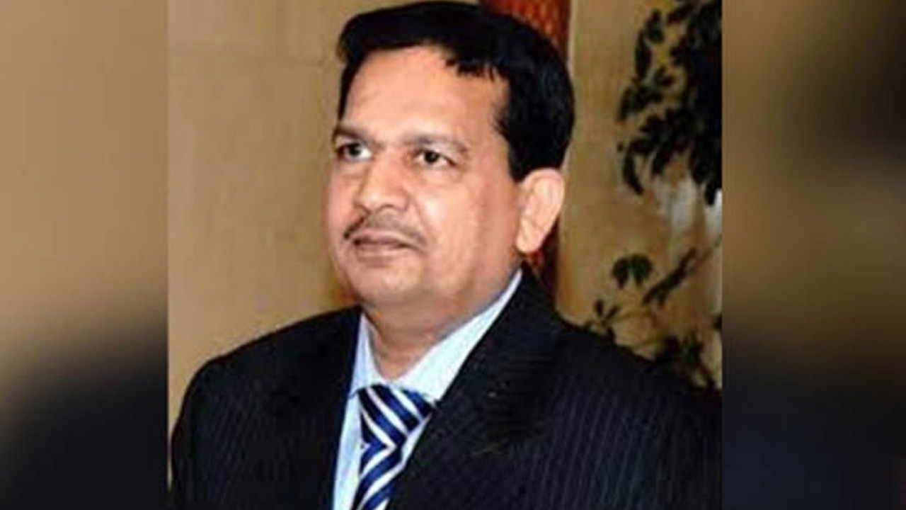 খালেদা জিয়ার বিশেষ সহকারী শিমুল বিশ্বাস হাসপাতালে ভর্তি