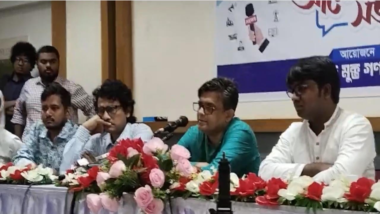 দ্রুত প্রকৃত সাংবাদিকদের অ্যাক্রেডিটেশন কার্ড দেওয়া হবে