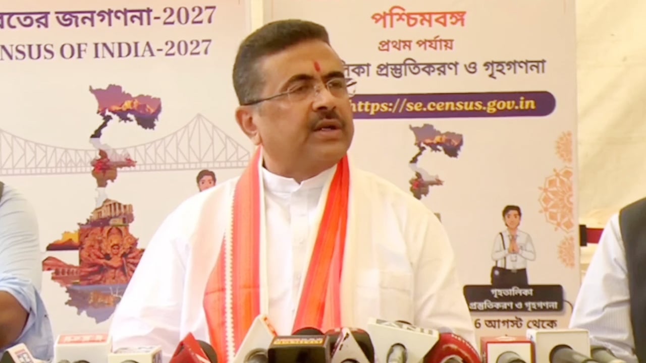 শুভেন্দু মনে করিয়ে দিলেন, প্রতিবেশী হিন্দুরা ভারতে আশ্রয় পাবেন, মুসলিমরা নয়
