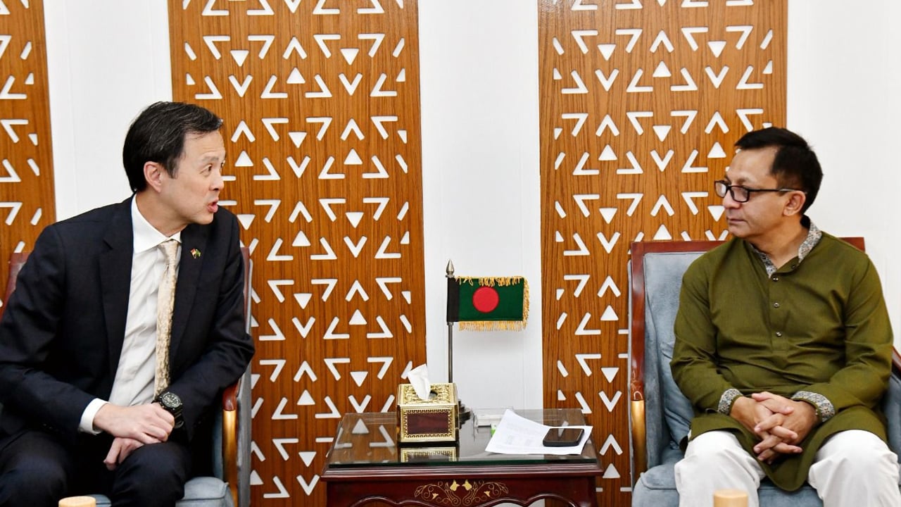 বাংলাদেশে আরো বিনিয়োগ ও বাণিজ্য বাড়াতে চায় সিঙ্গাপুর