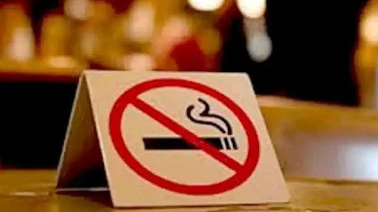 অধ্যাদেশ জারি: পাবলিক প্লেসে ধূমপানে বাড়ল জরিমানা