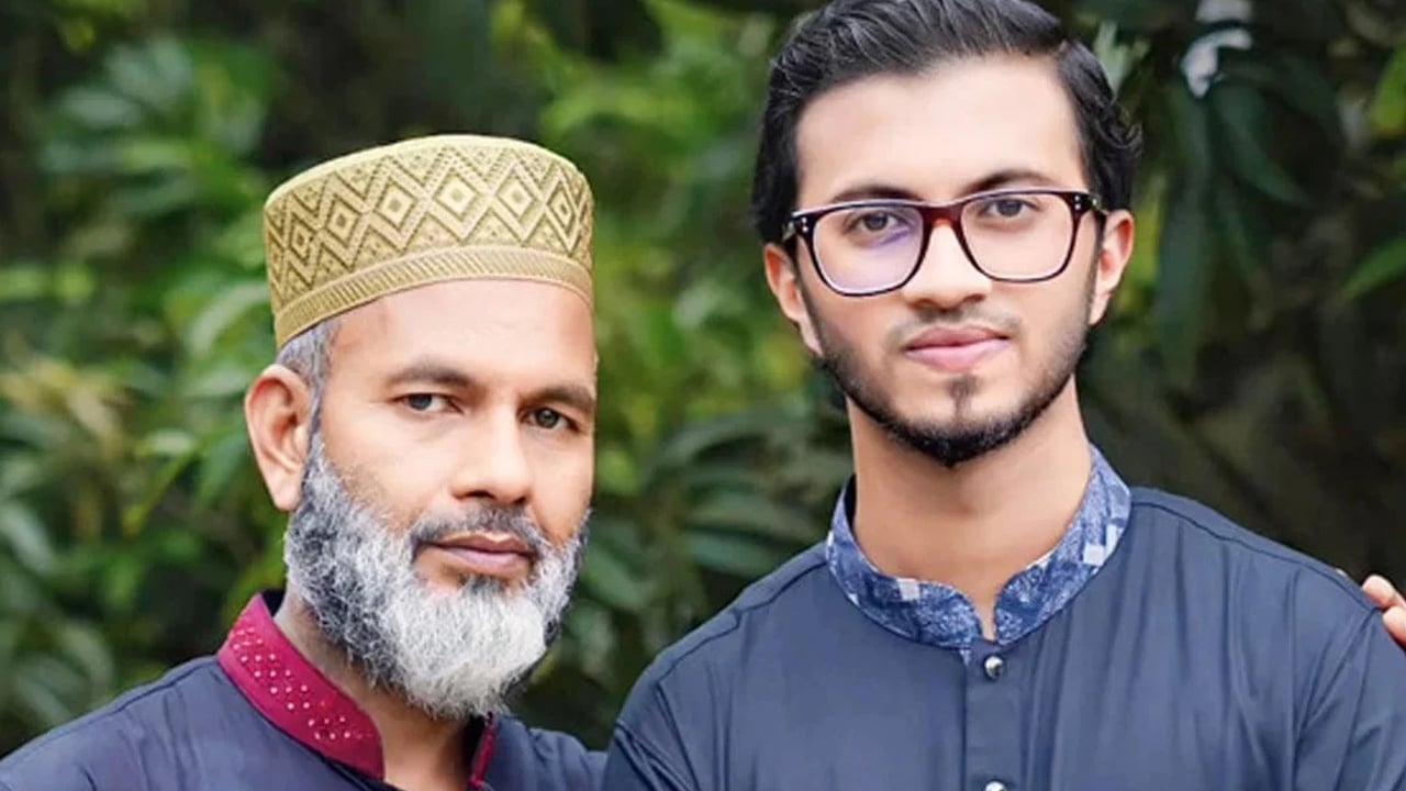 পিএসসির সাবেক সেই গাড়িচালকের ছেলে গ্রেপ্তার