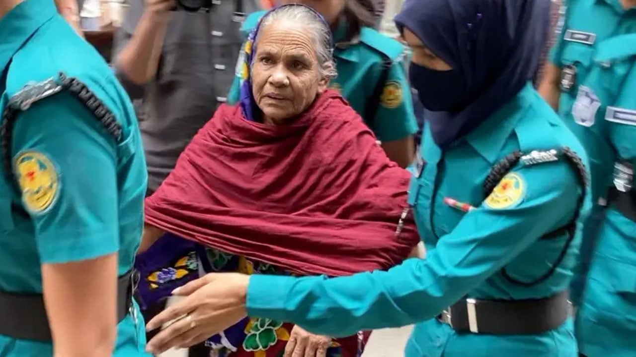 জামিন হয়নি শুনে অঝোরে কাঁদলেন সখিনার মেয়ে