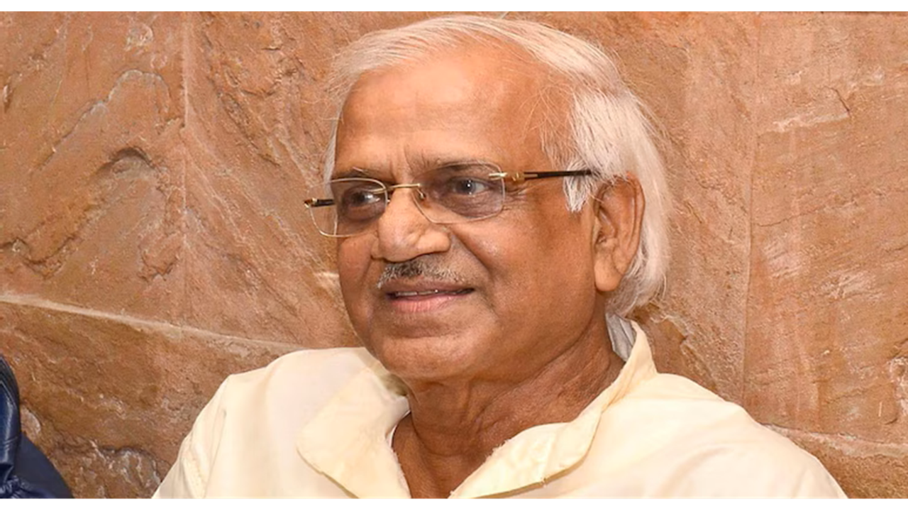 পশ্চিমবঙ্গে বিরোধী দলের নেতা হলেন শোভনদেব চট্টোপাধ্যায়