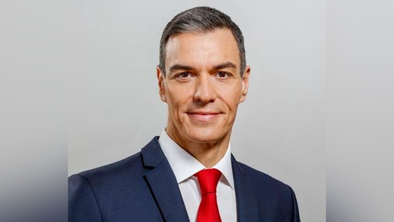 যথেষ্ট হয়েছে, আর ধ্বংস ও যুদ্ধ নয়: স্পেনের প্রধানমন্ত্রী