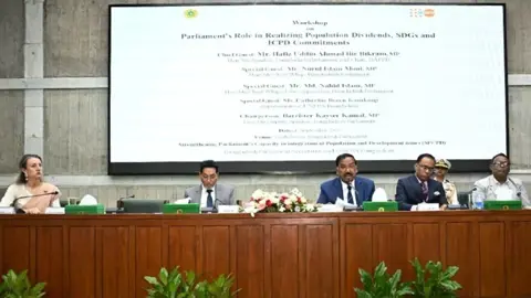 জনসংখ্যাকে মানবসম্পদে রূপান্তরই বর্তমান সরকারের বড় চ্যালেঞ্জ: স্পীকার