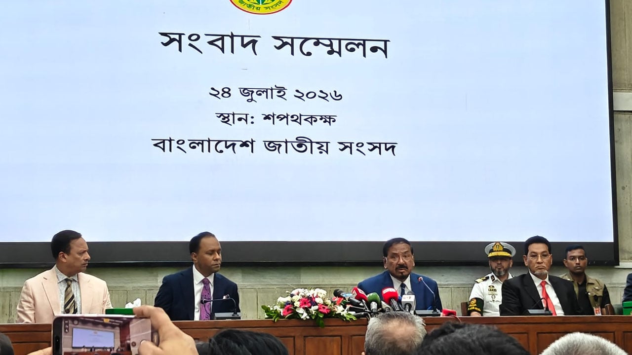 মাফিয়া সরকারের আমলে নির্বাচিত হলেও বর্তমান সরকারকে সমর্থন করেছেন সাহাবুদ্দিন
