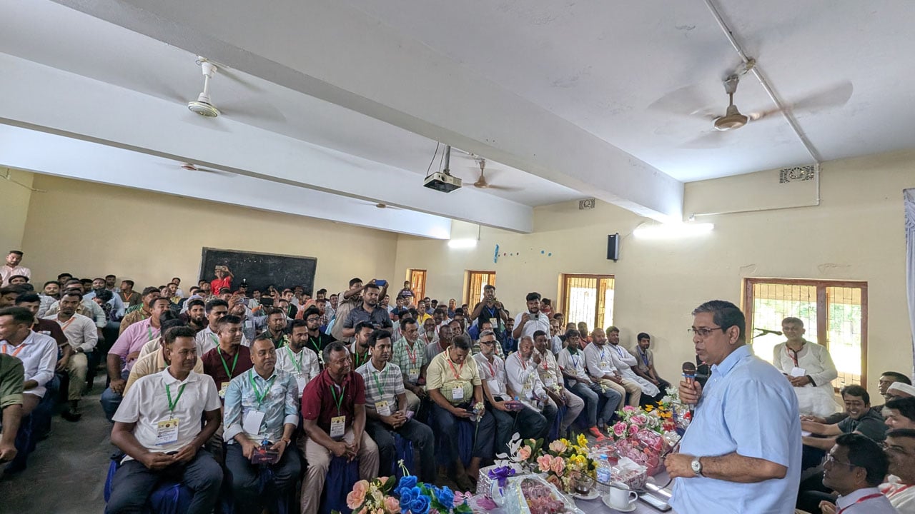 দেশে বর্তমানে সত্যিকারের গণতন্ত্র বিরাজ করছে: এলজিআরডি প্রতিমন্ত্রী