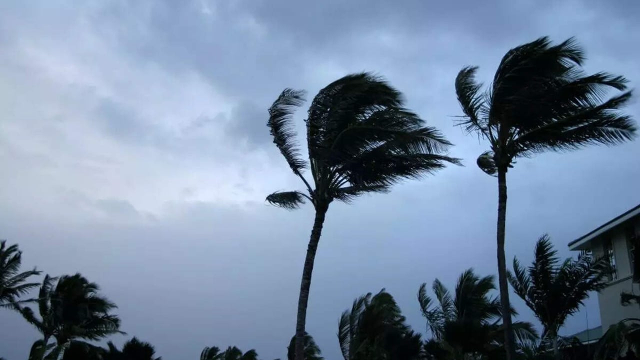 দেশের ৭ অঞ্চলে শক্তিশালী ঝড়-বৃষ্টির আভাস