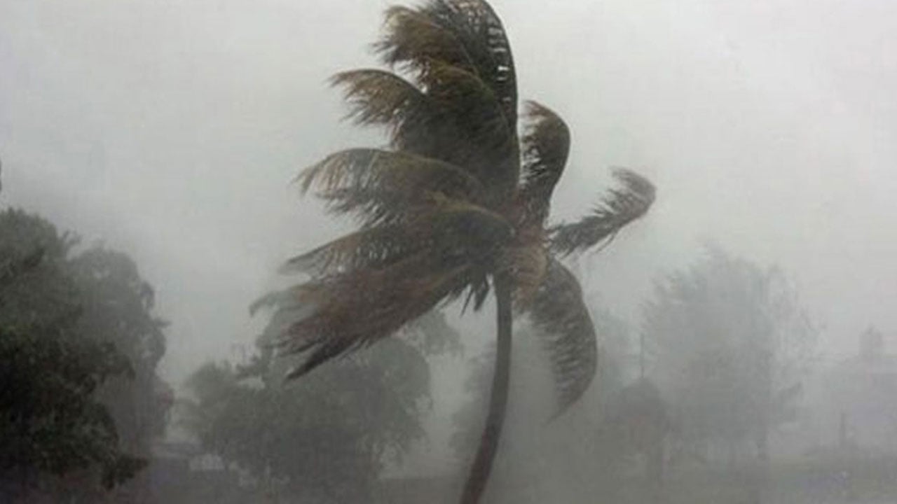 ১৫ জেলায় ৬০ কিমি বেগে ঝড়ের আভাস