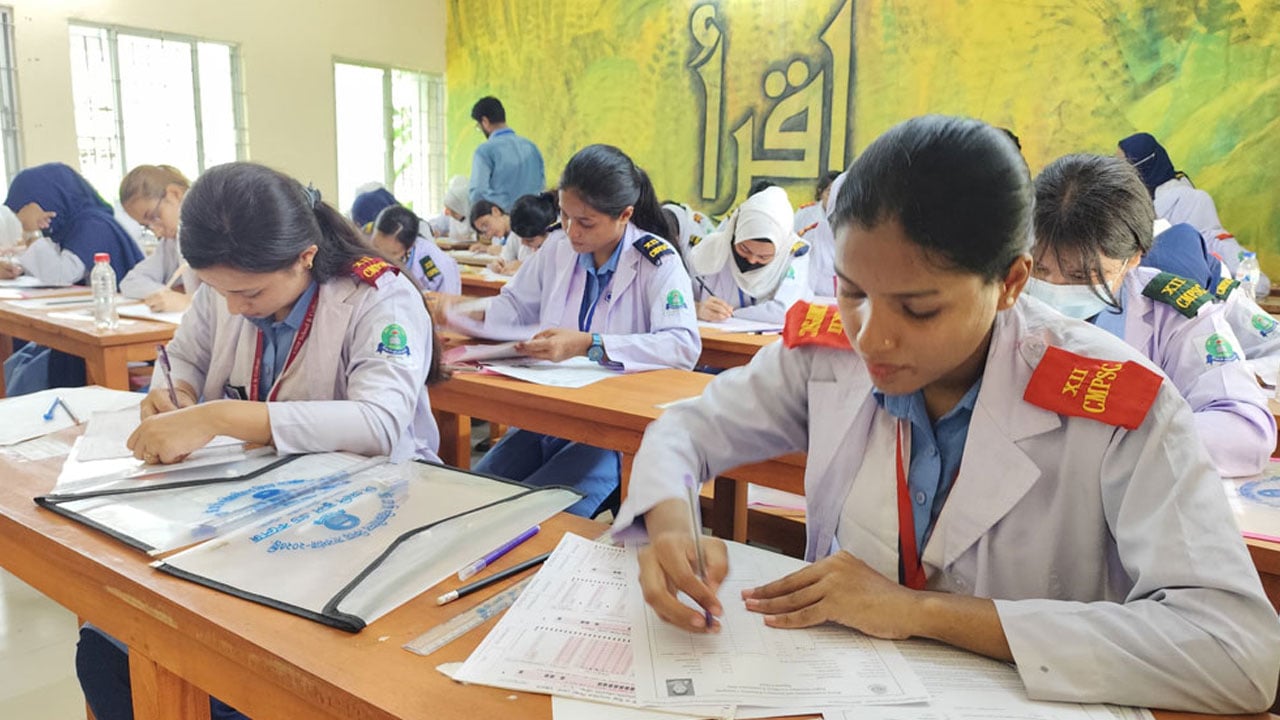বন্যা-দুর্যোগে সারা দেশে এইচএসসি পরীক্ষা স্থগিতের দাবি জাতীয় ছাত্রশক্তির