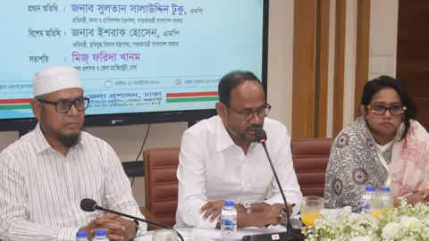 জনগণকে প্রতিপক্ষ বানিয়ে কেউ সফল হতে পারে না: প্রতিমন্ত্রী
