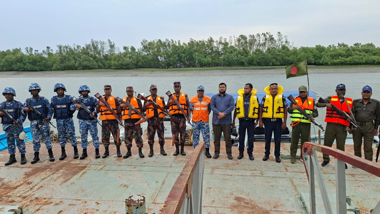 সুন্দরবনে বনদস্যু দমনে যৌথ অভিযান শুরু
