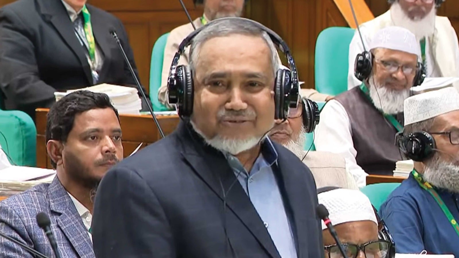 সভাপতির প্রস্তাবে সমর্থন, তবে সরকারি দল আগে আলোচনা করতে পারত