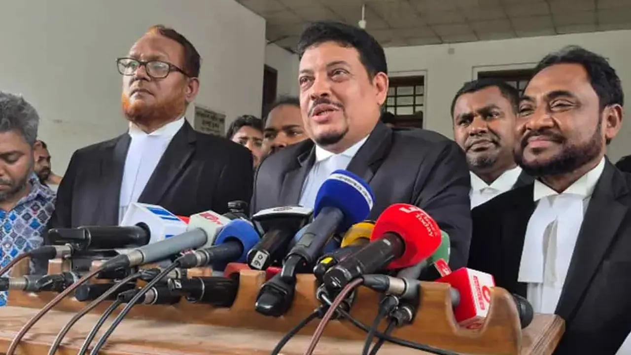 সহকারী অ্যাটর্নি জেনারেল তারিকুল ইসলামের পদত্যাগ