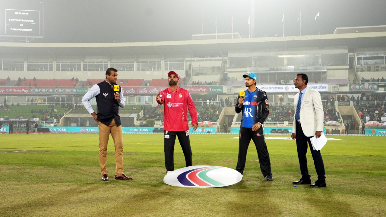 হ্যাটট্রিক জয়ের খোঁজে ফিল্ডিংয়ে রংপুর