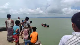 নাফ নদীতে বন্ধুদের সাথে গোসল করতে গিয়ে দুই শিশুর মৃত্যু