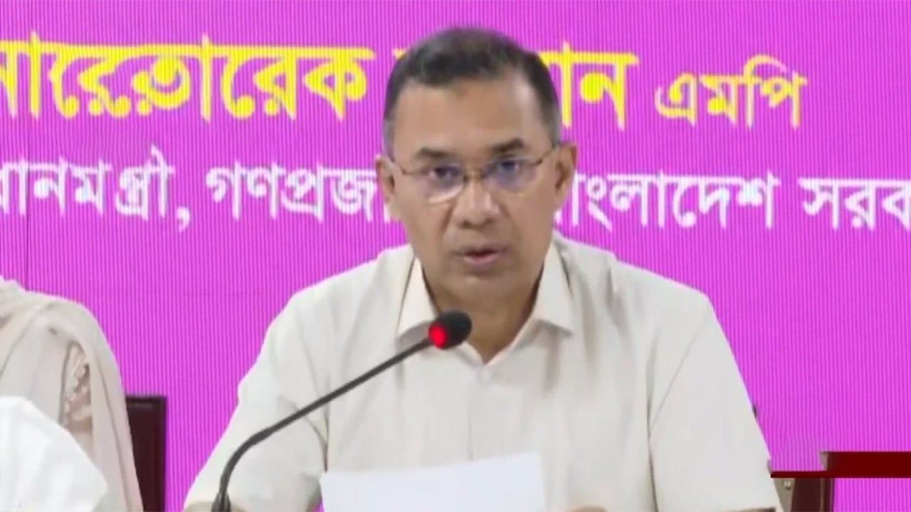 চিকিৎসার জন্য বিদেশ নয়, এমন স্বাস্থ্যব্যবস্থা গড়তে চায় সরকার
