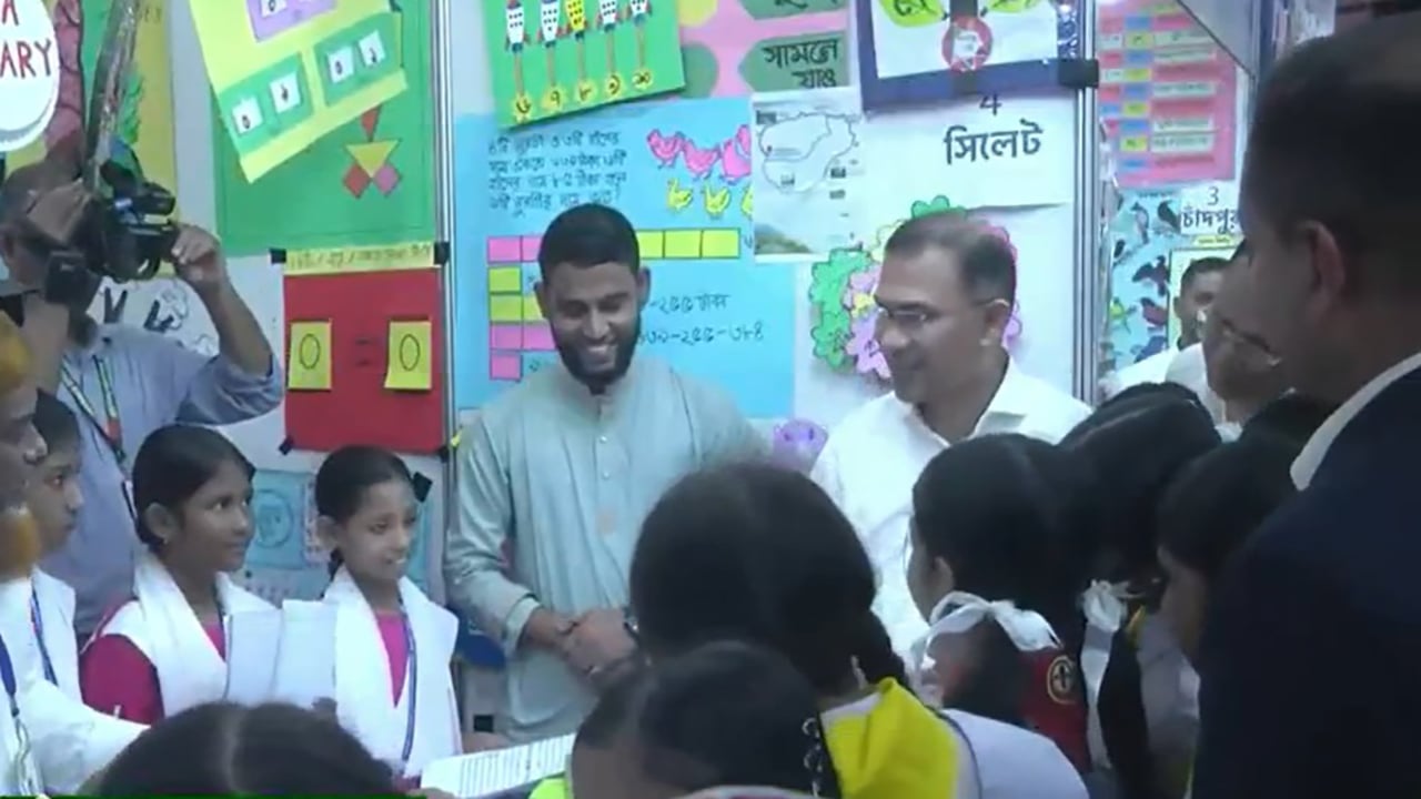 প্রাথমিক শিক্ষা পদক প্রদান অনুষ্ঠানে যোগ দিয়েছেন প্রধানমন্ত্রী