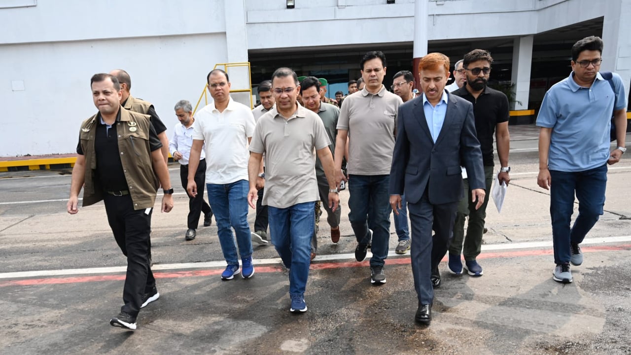 যশোরের উদ্দেশে রওয়ানা হয়েছেন প্রধানমন্ত্রী