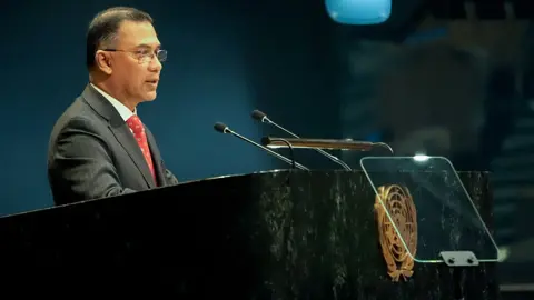 রোহিঙ্গাদের ফেরত পাঠাতে কার্যকর সমর্থন চান তারেক রহমান
