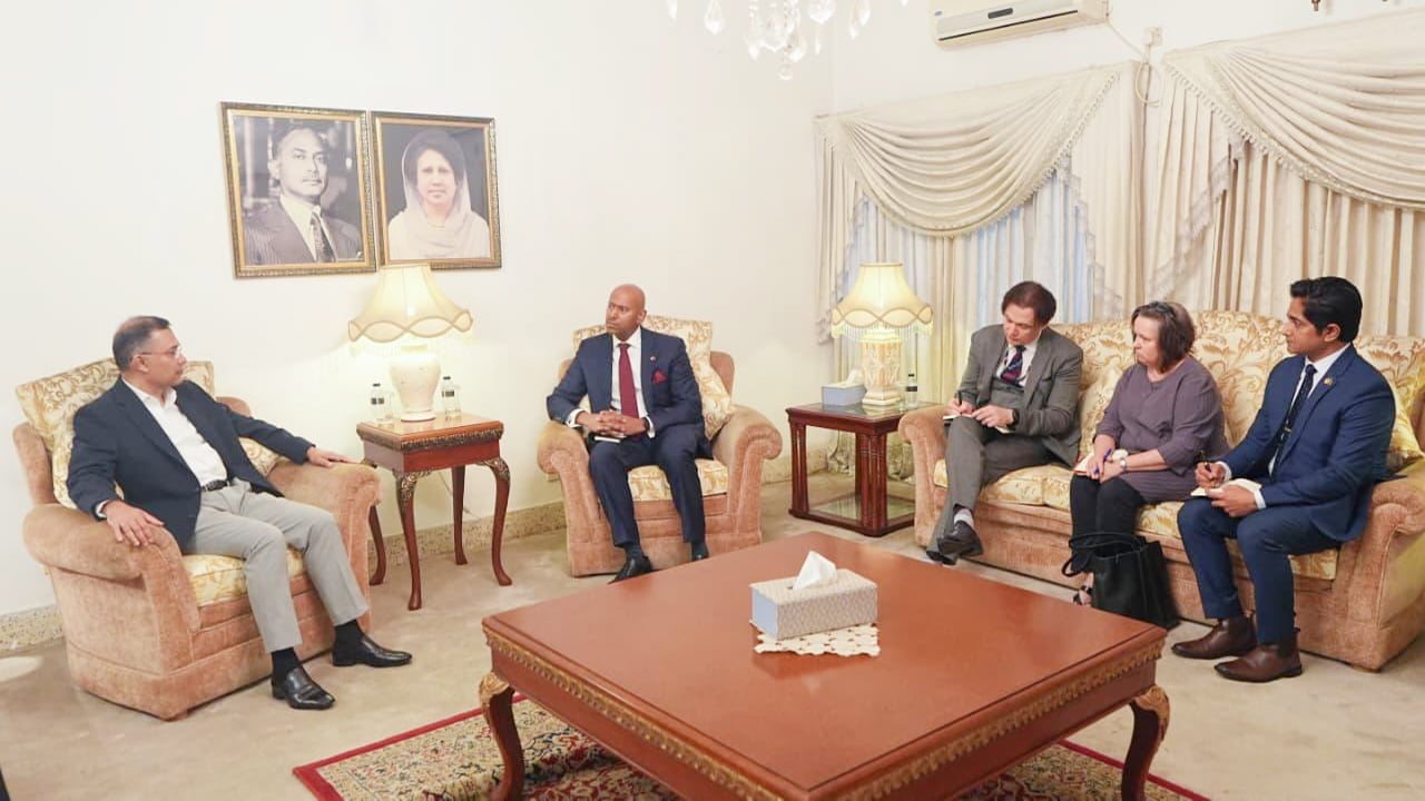 তারেক রহমানের সঙ্গে কানাডা হাইকমিশনারের সাক্ষাৎ