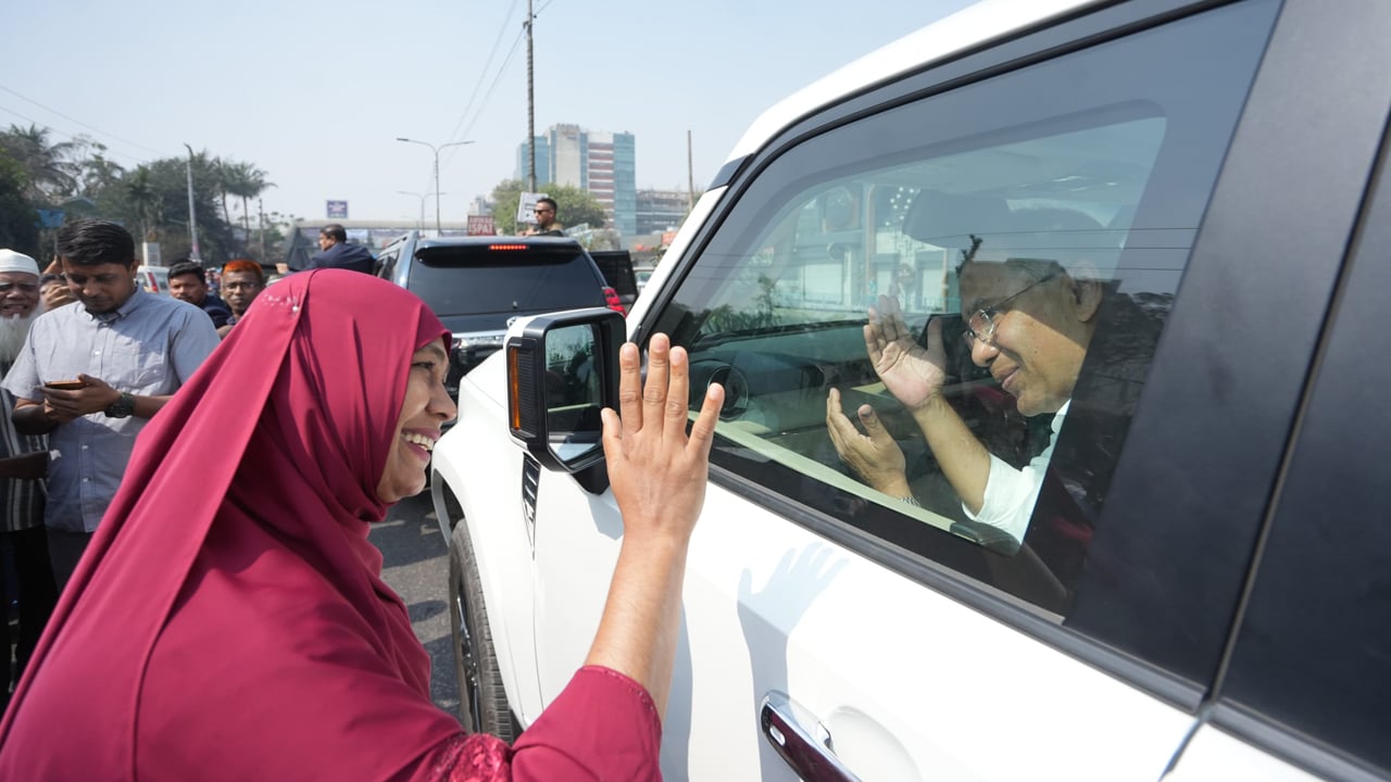 কেন্দ্রে পরিদর্শনে তারেক রহমান