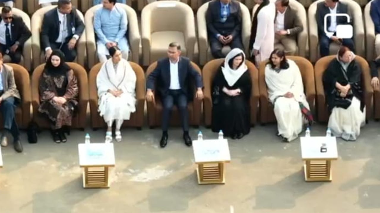 নাগরিক শোকসভা শুরু, সপরিবারে যোগ দিয়েছেন তারেক রহমান