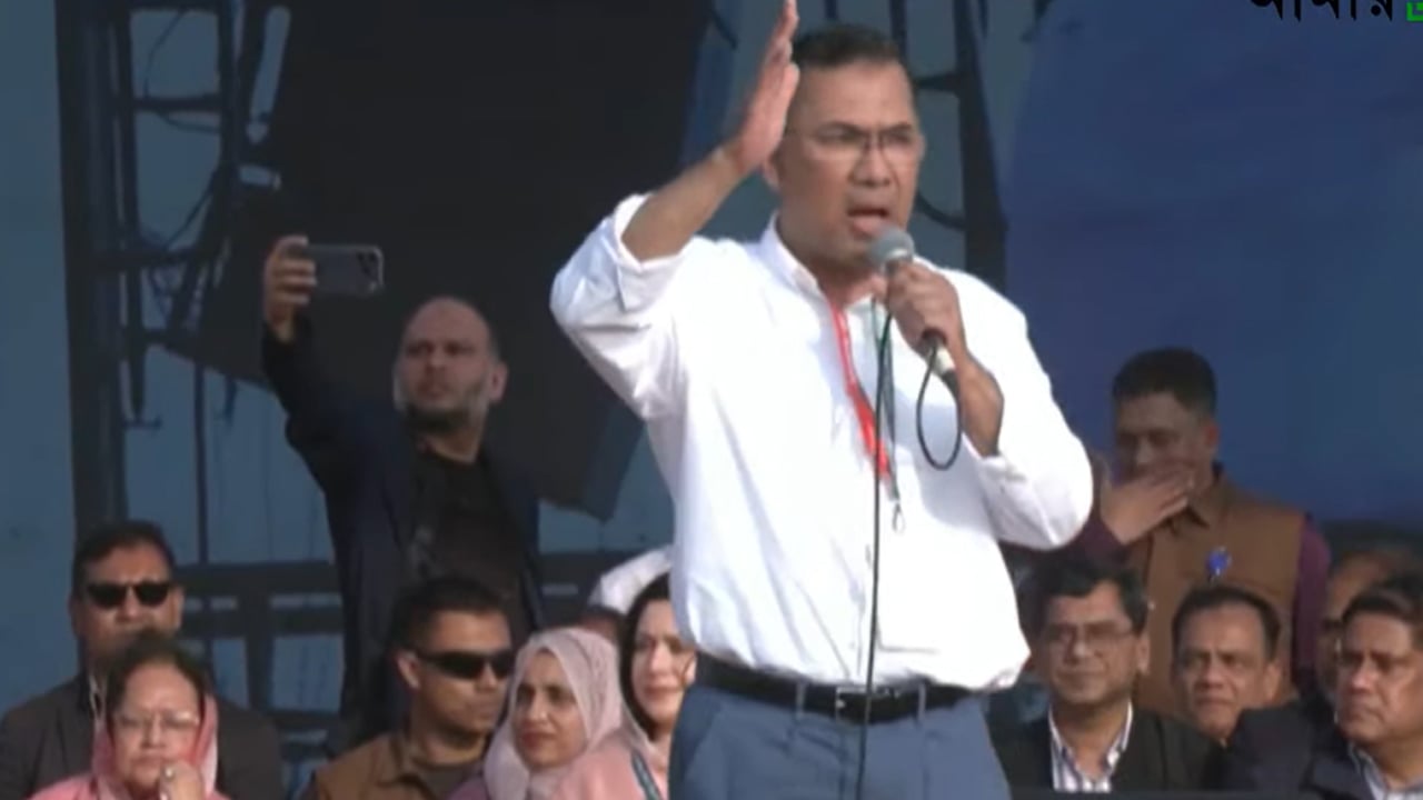 আমরা স্বৈরাচারের পতন ঘটিয়েছি, এখন দেশ গড়তে হবে