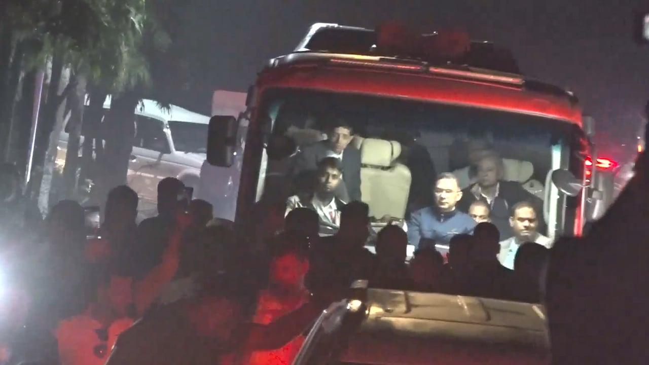 চট্টগ্রাম পৌঁছেছেন তারেক রহমান