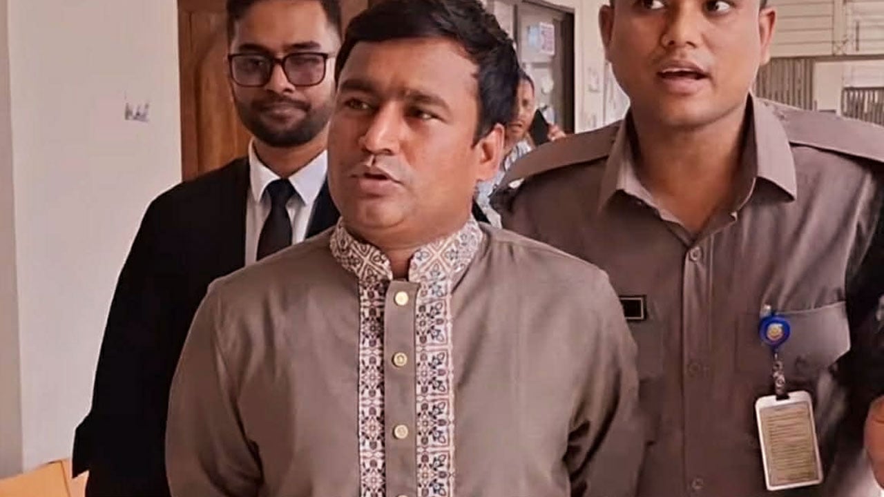 নিষিদ্ধ ছাত্রলীগের প্রচার সম্পাদক তারেক গ্রেপ্তার