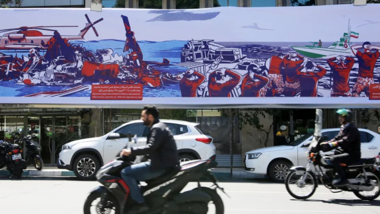 তেহরানে আকাশ প্রতিরক্ষা ব্যবস্থা সক্রিয় করল ইরান