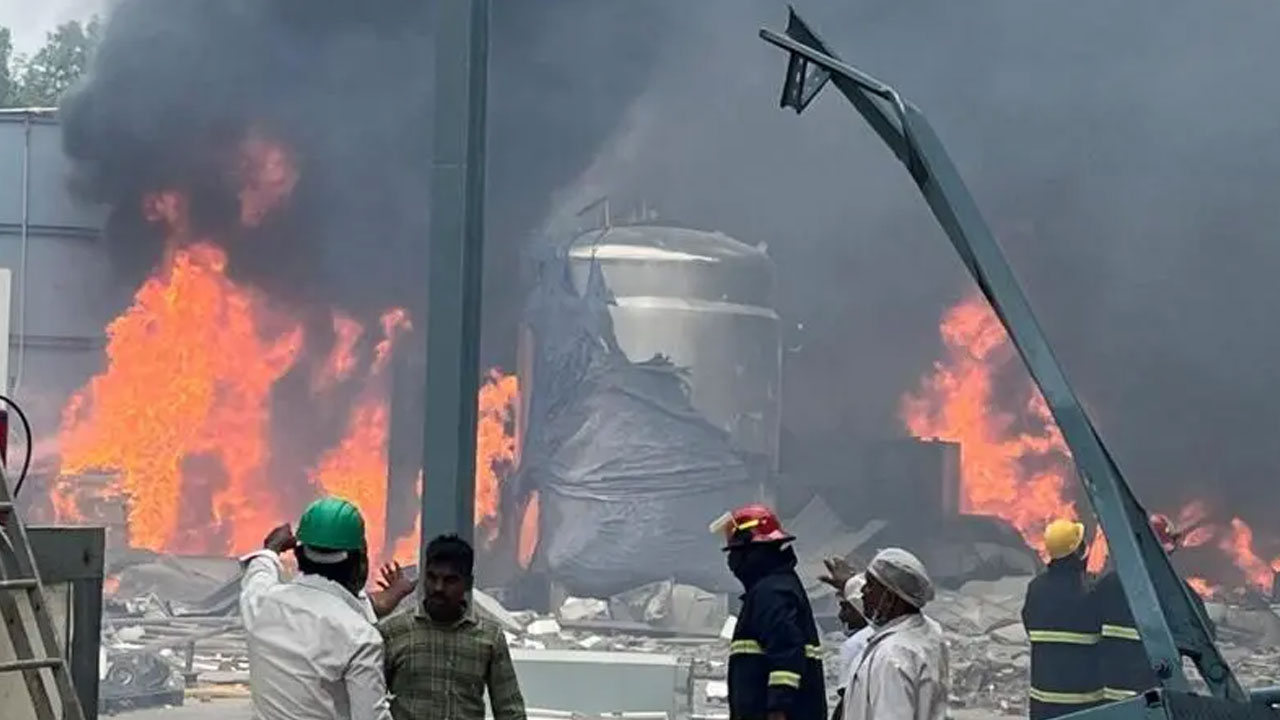 ভারতে রাসায়নিক কারখানায় বিস্ফোরণে নিহত ৩৪