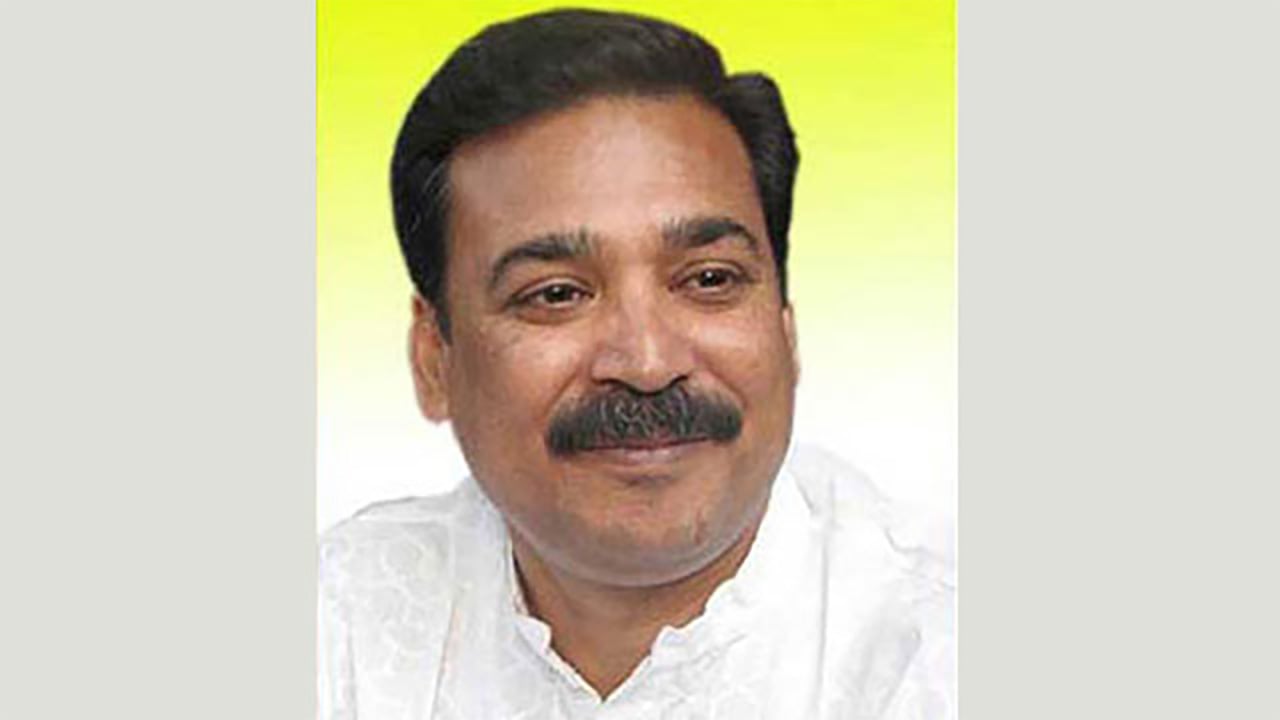 বিএনপি প্রার্থী তৃপ্তির মনোনয়ন পুনর্বিবেচনার দাবি ৮৯ নেতার