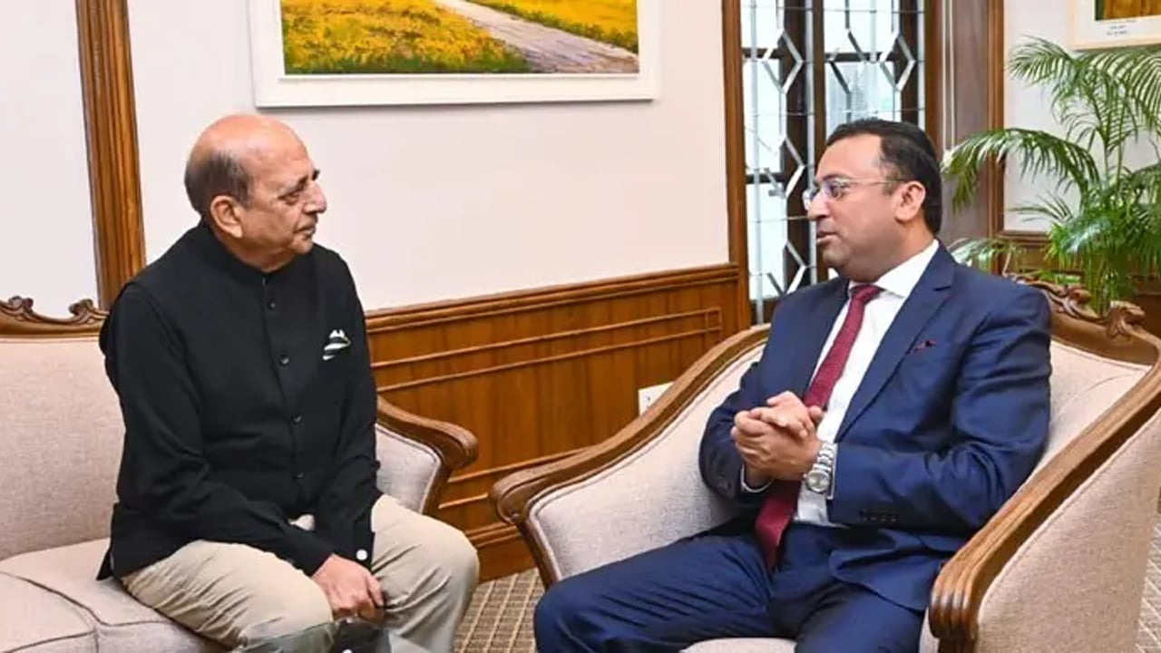 হাসিনার কর্মকাণ্ডে বাংলাদেশ-ভারত সম্পর্কে চিড় ধরতে পারে, ত্রিবেদীকে হুমায়ুন