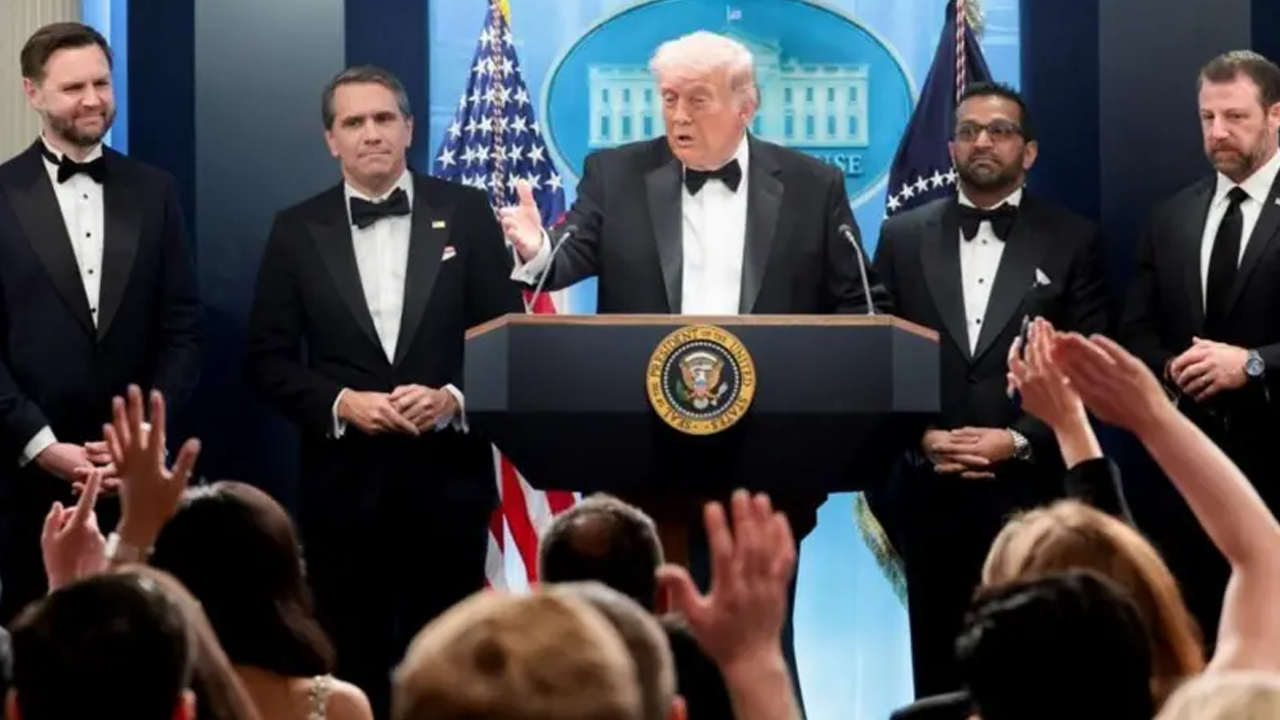 হামলা থেকে উদ্ধারের পর সিক্রেট সার্ভিসের প্রশংসায় ট্রাম্প