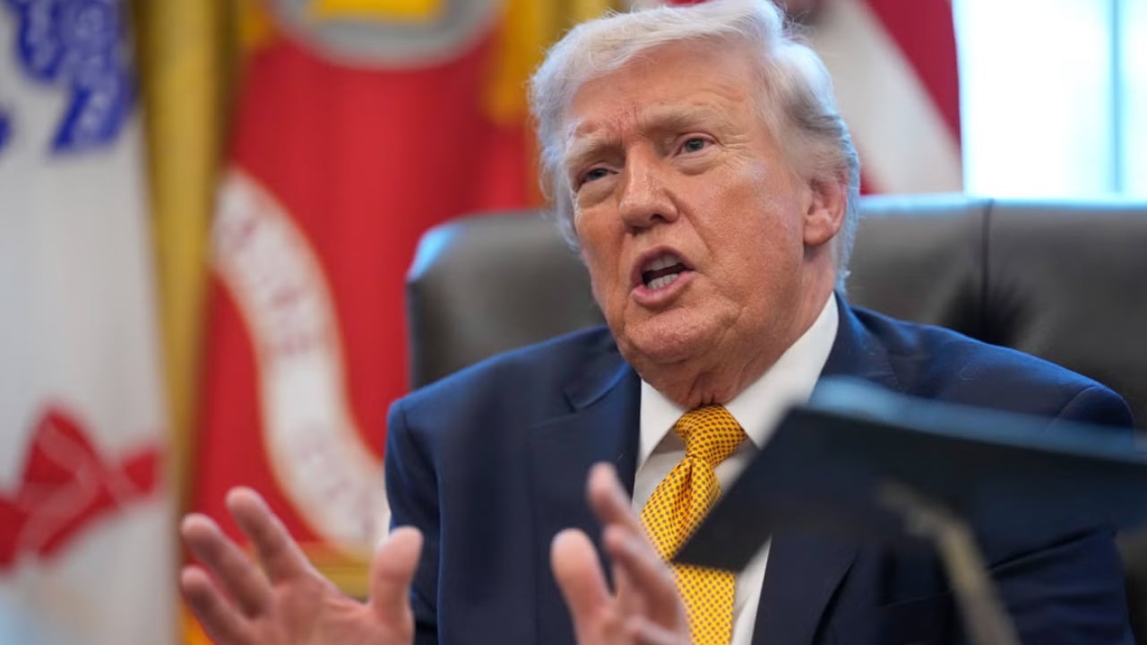 ভেনেজুয়েলাকে ৫১তম অঙ্গরাজ্য বানানোর ইঙ্গিত ট্রাম্পের