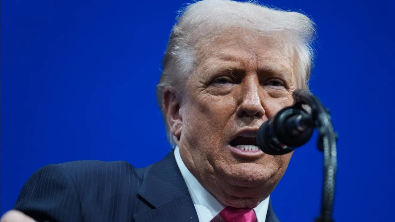 জনপ্রিয়তা কমেছে, স্বীকার করলেন ট্রাম্প