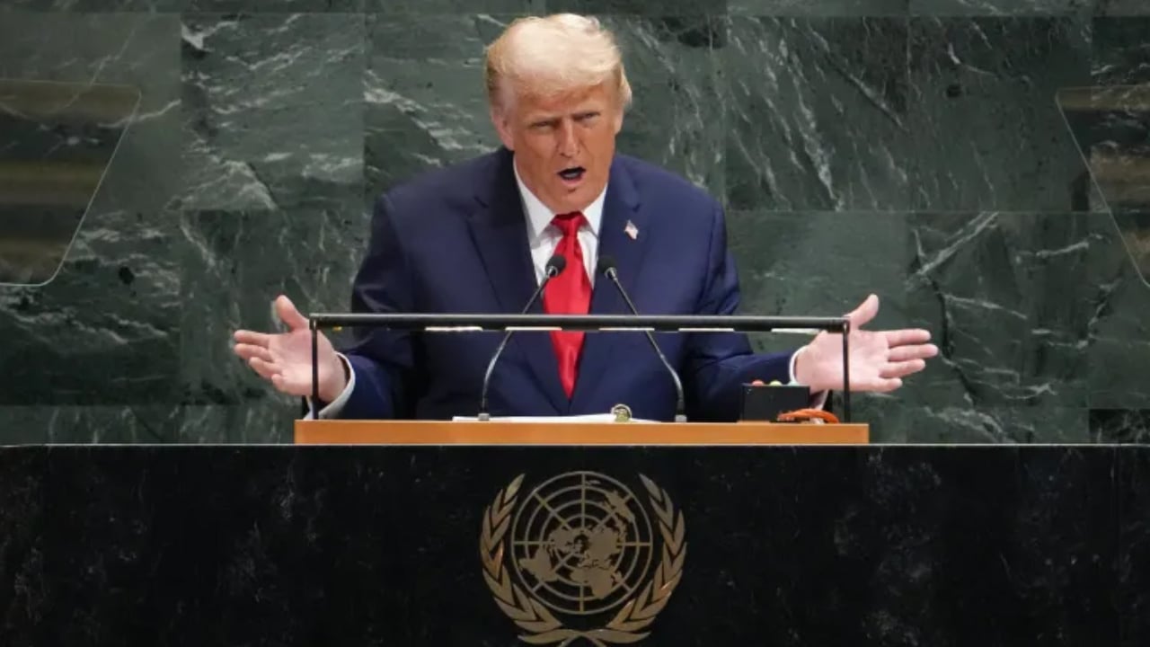 ভেনেজুয়েলা তেল বিক্রির অর্থ দিয়ে শুধু মার্কিন পণ্য কিনবে: ট্রাম্প