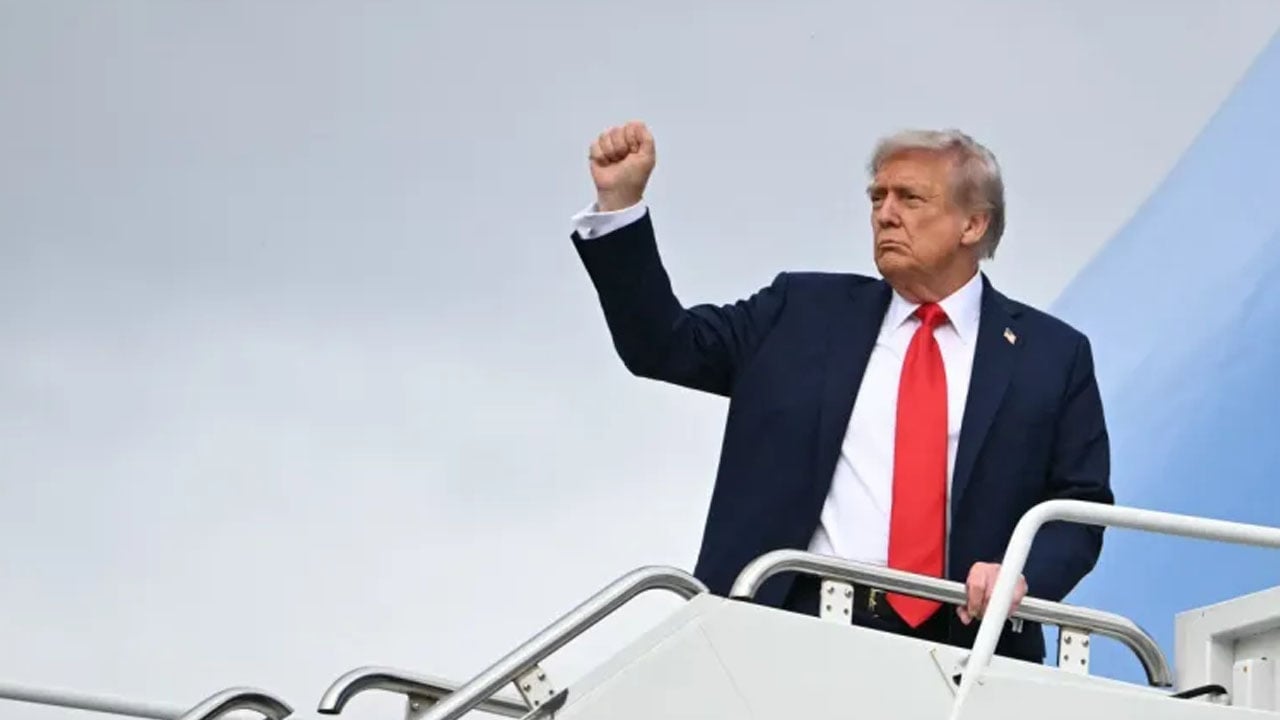 জেলেনস্কিকে কঠোর বার্তা দিলেন ট্রাম্প