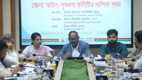 ‘বর্তমান সরকার আইনশৃঙ্খলা পরিস্থিতি ও উন্নয়ন কর্মকাণ্ডকে গতিশীল করতে বদ্ধপরিকর’